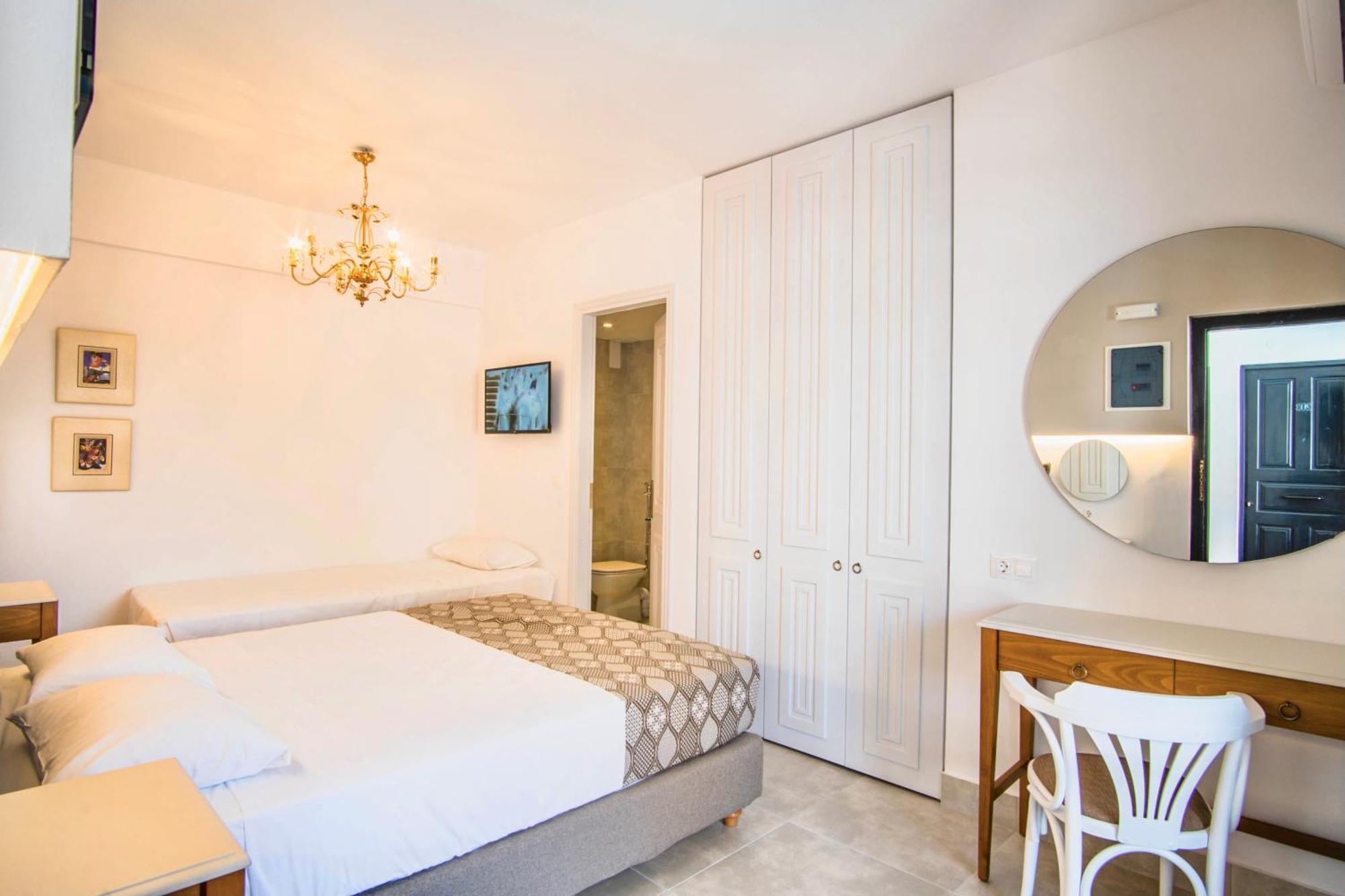 Nami Hotel & Suites Stalida Oda fotoğraf