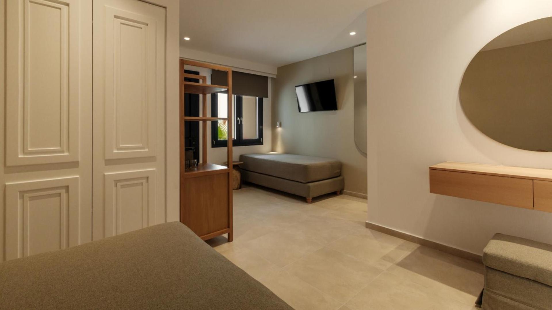 Nami Hotel & Suites Stalida Oda fotoğraf