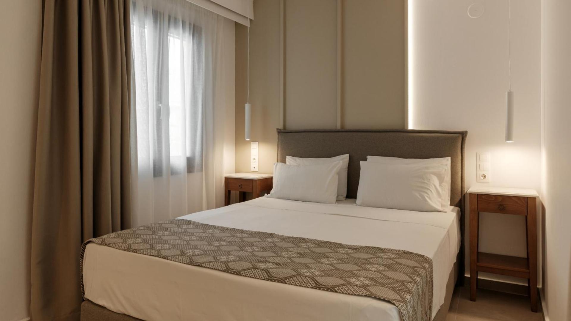 Nami Hotel & Suites Stalida Oda fotoğraf